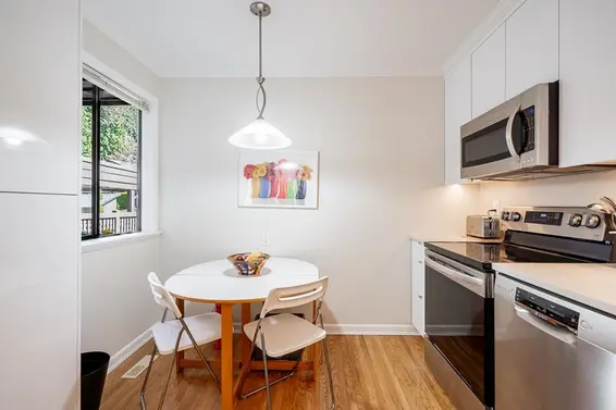 2 1960 Rufus Drive, North Vancouver For Sale - image 6