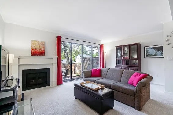 2 1960 Rufus Drive, North Vancouver For Sale - image 7