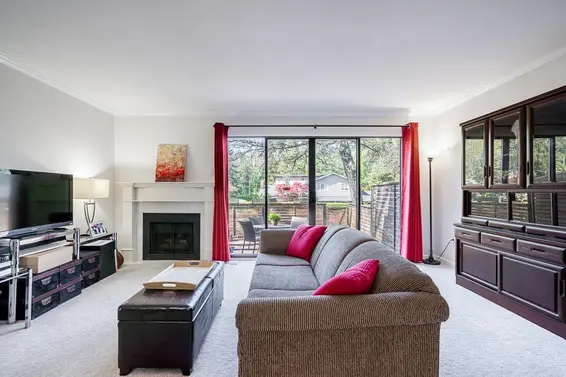 2 1960 Rufus Drive, North Vancouver For Sale - image 8