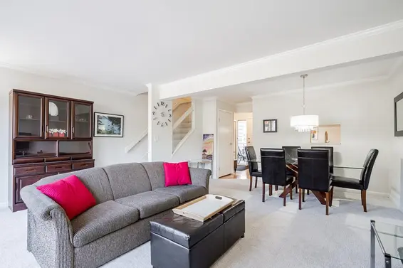 2 1960 Rufus Drive, North Vancouver For Sale - image 9