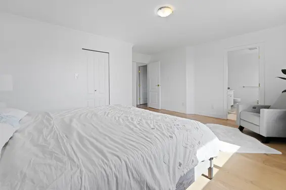 1075 Adderley Street, North Vancouver For Sale - image 20