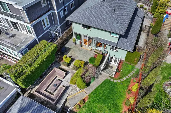 1075 Adderley Street, North Vancouver For Sale - image 38