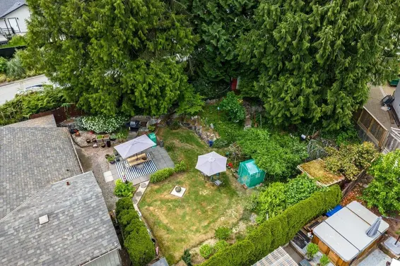 1380 Coleman Street, North Vancouver For Sale - image 11