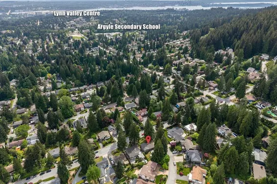 1380 Coleman Street, North Vancouver For Sale - image 16