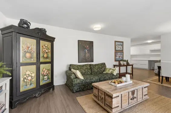 303 236 West 2nd Street, North Vancouver For Sale - image 14