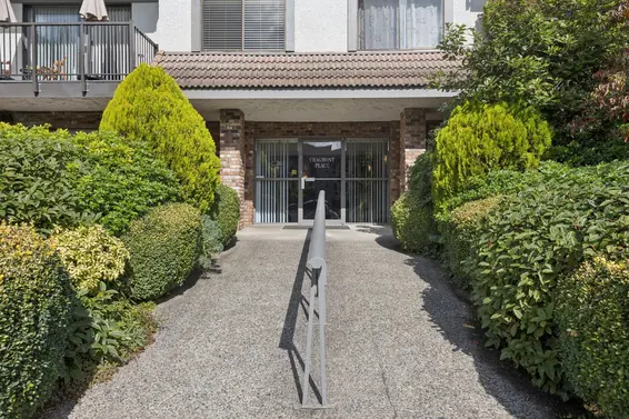 303 236 West 2nd Street, North Vancouver For Sale - image 27