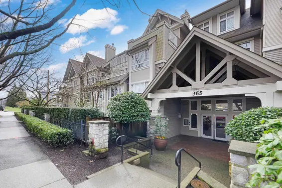 213 365 East 1st Street, North Vancouver For Sale - image 3