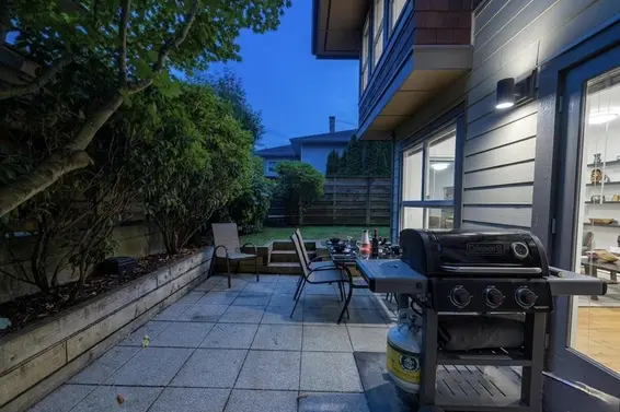2982 Chesterfield Avenue, North Vancouver For Sale - image 16