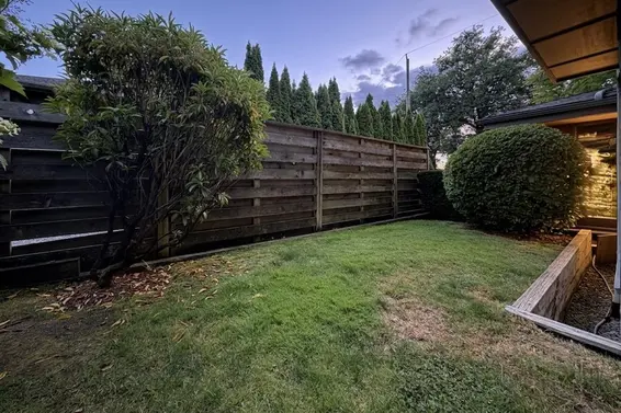 2982 Chesterfield Avenue, North Vancouver For Sale - image 17