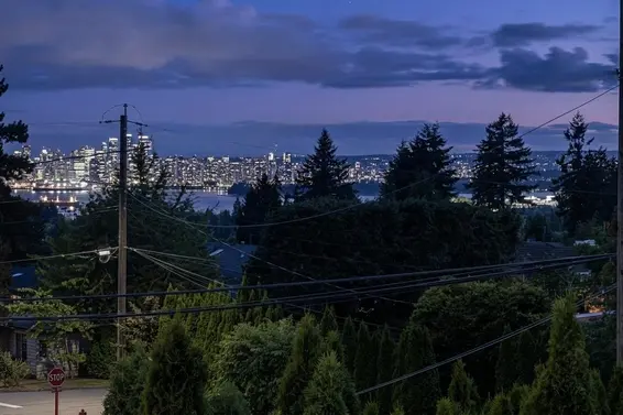 2982 Chesterfield Avenue, North Vancouver For Sale - image 18