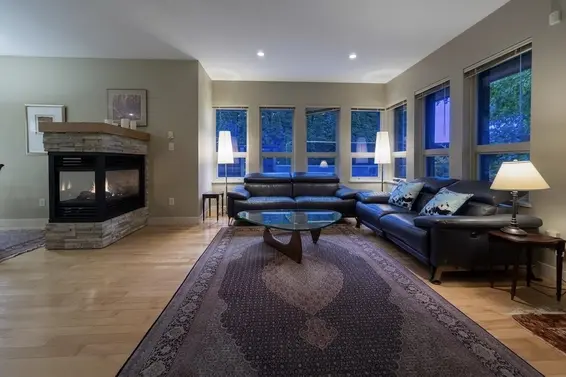 2982 Chesterfield Avenue, North Vancouver For Sale - image 6