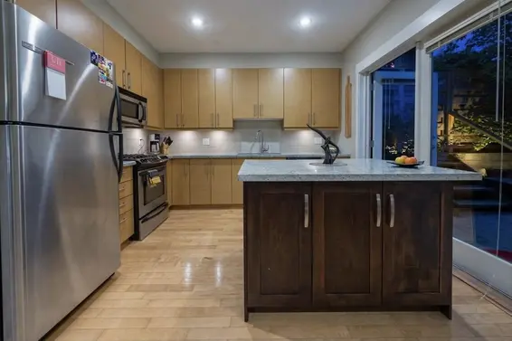 2982 Chesterfield Avenue, North Vancouver For Sale - image 7
