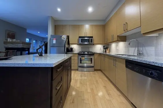 2982 Chesterfield Avenue, North Vancouver For Sale - image 8