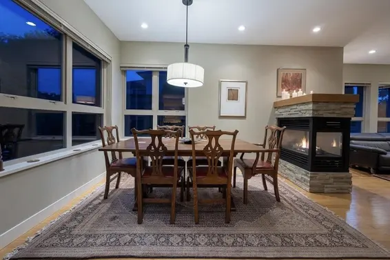 2982 Chesterfield Avenue, North Vancouver For Sale - image 9