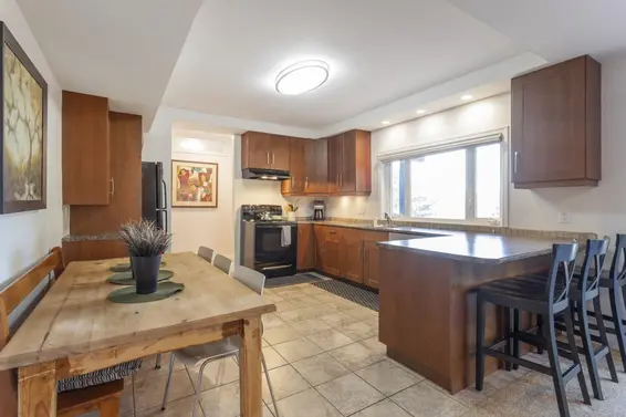 5237 Timberfeild Road, West Vancouver For Sale - image 32