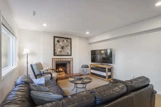 5237 Timberfeild Road, West Vancouver For Sale - image 33