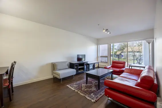 206 1033 St. Georges Avenue, Vancouver For Sale - image 3