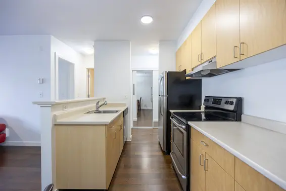 206 1033 St. Georges Avenue, Vancouver For Sale - image 9