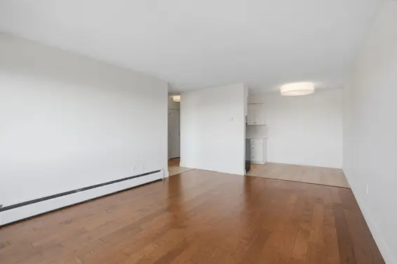 1345 Chesterfield Avenue, North Vancouver For Sale - image 14
