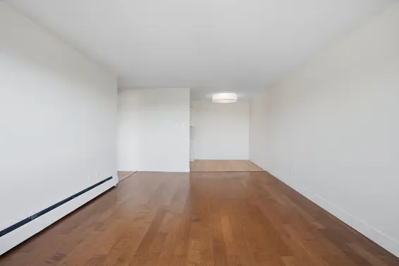 1345 Chesterfield Avenue, North Vancouver For Sale - image 15