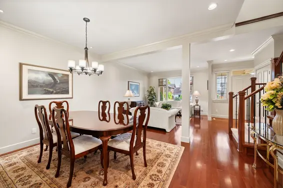 336 East 12th Street, North Vancouver For Sale - image 10