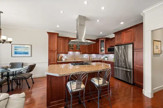 336 East 12th Street, North Vancouver For Sale - image 12