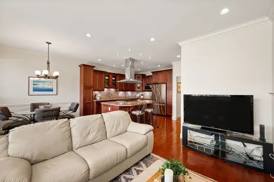 336 East 12th Street, North Vancouver For Sale - image 14
