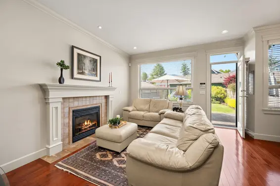 336 East 12th Street, North Vancouver For Sale - image 16