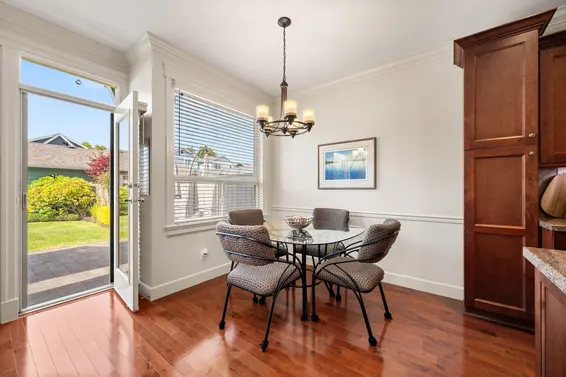 336 East 12th Street, North Vancouver For Sale - image 18