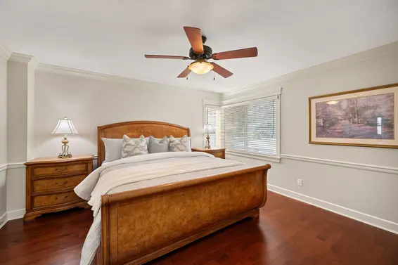336 East 12th Street, North Vancouver For Sale - image 20