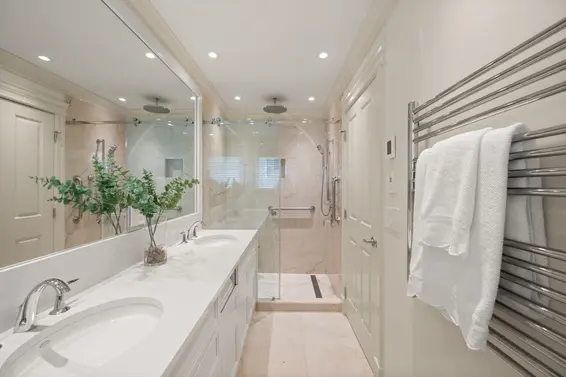 336 East 12th Street, North Vancouver For Sale - image 22