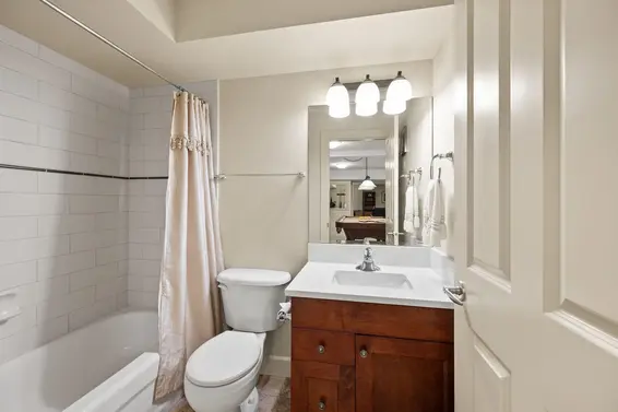 336 East 12th Street, North Vancouver For Sale - image 33