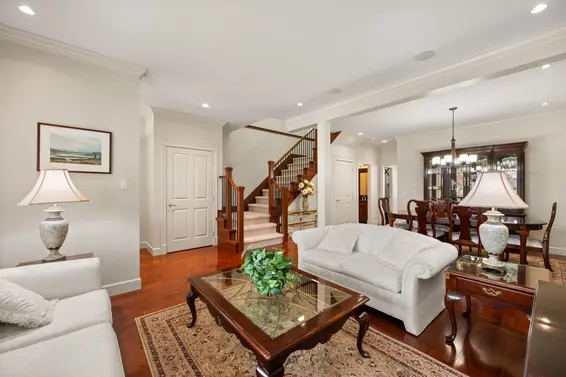 336 East 12th Street, North Vancouver For Sale - image 7