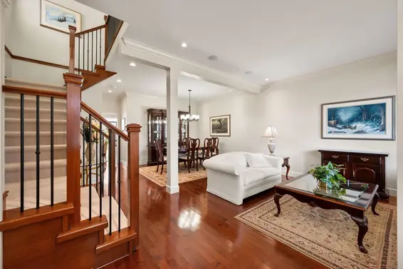 336 East 12th Street, North Vancouver For Sale - image 8