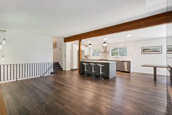 3434 St. Georges Avenue, North Vancouver For Sale - image 3
