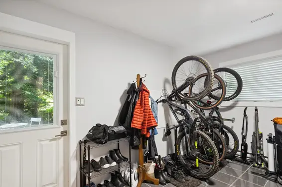3434 St. Georges Avenue, North Vancouver For Sale - image 37