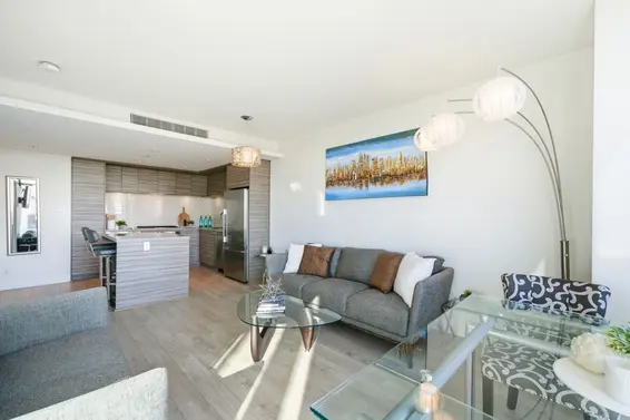 1606 1550 Fern Street, North Vancouver For Sale - image 4