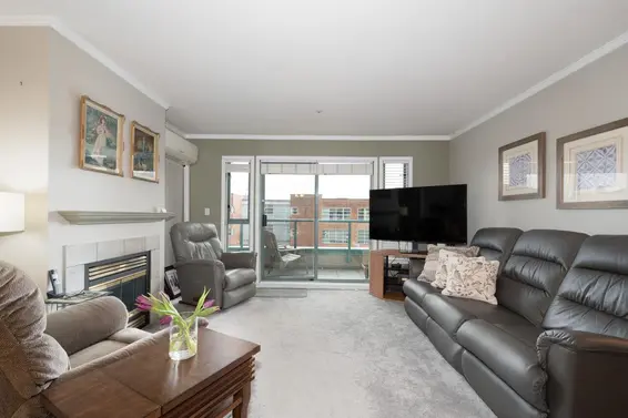 P03 223 Mountain Highway, North Vancouver For Sale - image 7