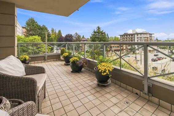 405 160 East 13th Street, North Vancouver For Sale - image 4