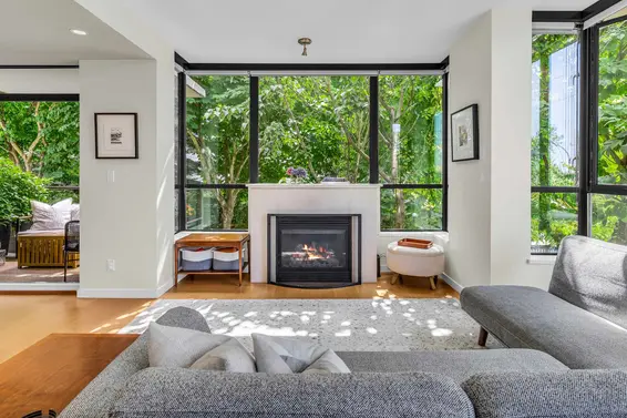 180 West 6th Street, North Vancouver For Sale - image 2
