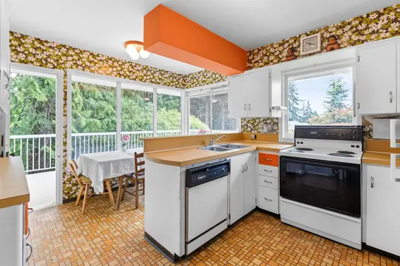 2912 Rosebery Avenue, West Vancouver For Sale - image 13