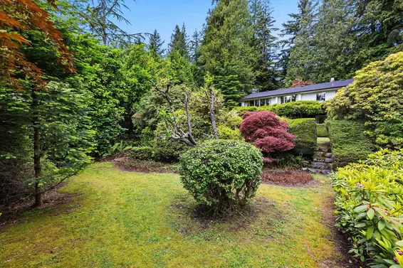 2912 Rosebery Avenue, West Vancouver For Sale - image 4