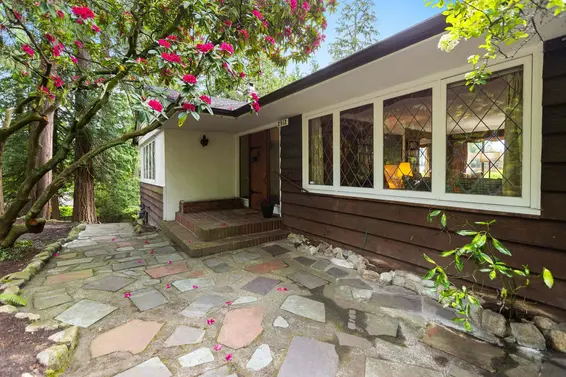 2912 Rosebery Avenue, West Vancouver For Sale - image 6