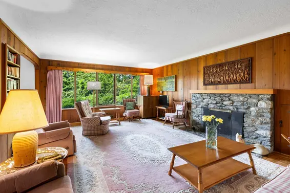 2912 Rosebery Avenue, West Vancouver For Sale - image 9