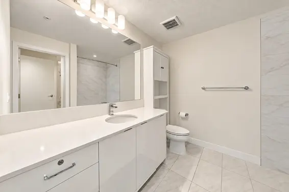 307 719 West 3rd Street, North Vancouver For Sale - image 14