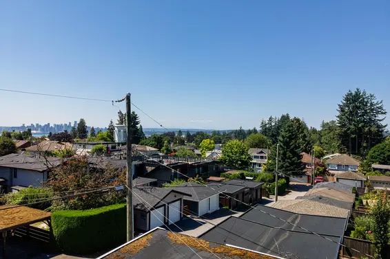 227-229 West 19th Street, North Vancouver For Sale - image 2