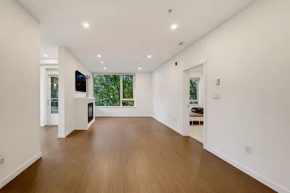 411 119 West 22nd Street, North Vancouver For Sale - image 17