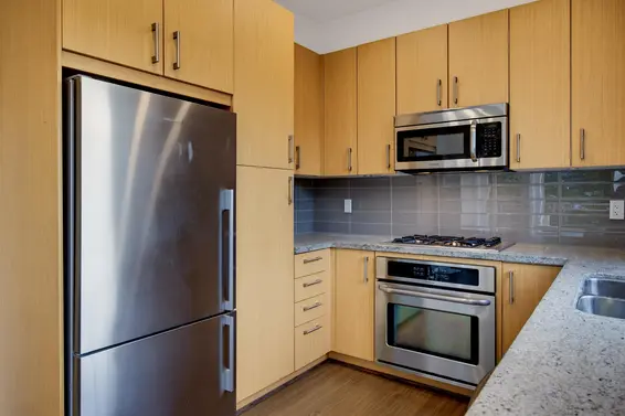 411 119 West 22nd Street, North Vancouver For Sale - image 19