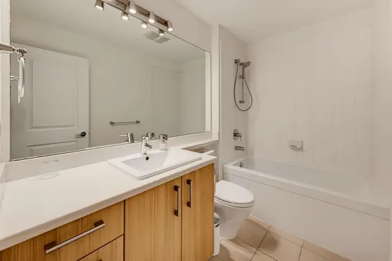 411 119 West 22nd Street, North Vancouver For Sale - image 32
