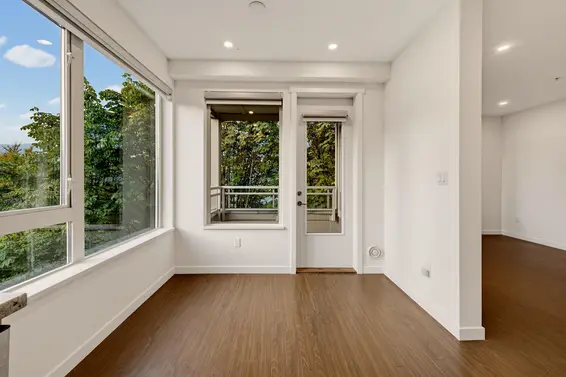 411 119 West 22nd Street, North Vancouver For Sale - image 7